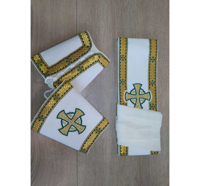 White Bishop's Vestments with green trims - Vestments for Bishop - Archbishop vestments