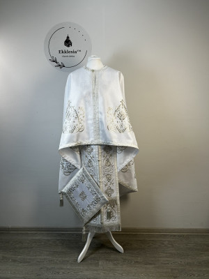 Priest vestment with machine embroidery - Liturgical vestment set Greek phelon