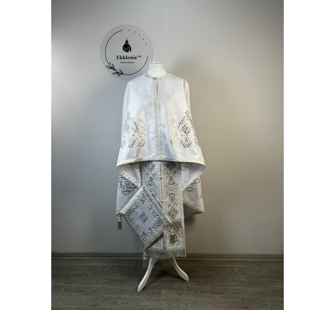 Priest vestment with machine embroidery - Liturgical vestment set Greek phelon