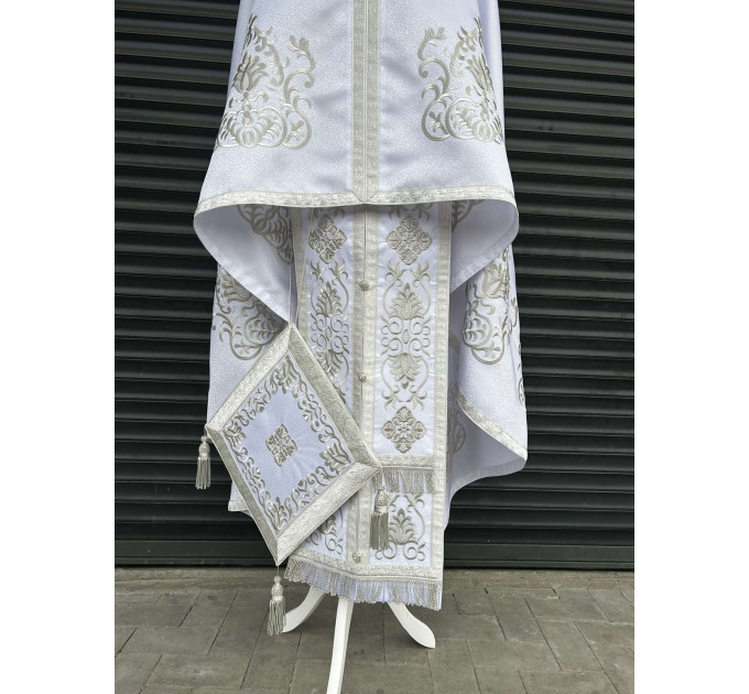 Priest vestment with machine embroidery - Liturgical vestment set Greek phelon