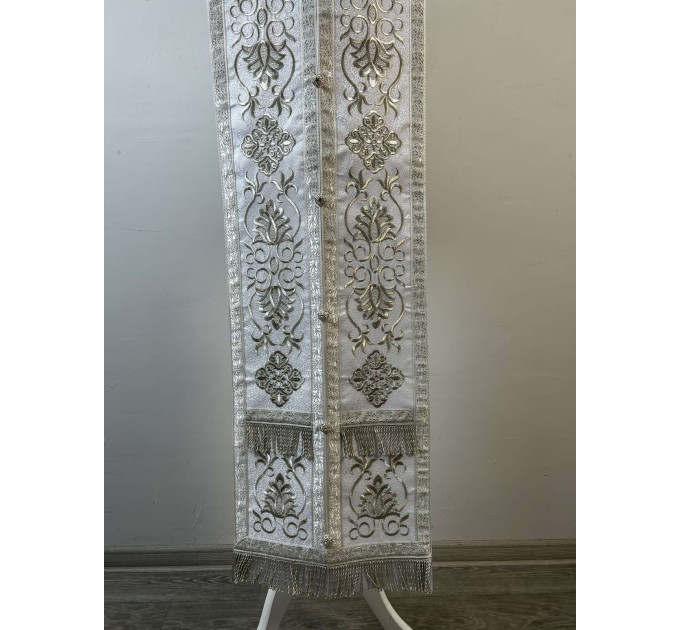 Embroidered white priest stole and cuffs - Epitrachil and cuffs - Communion set