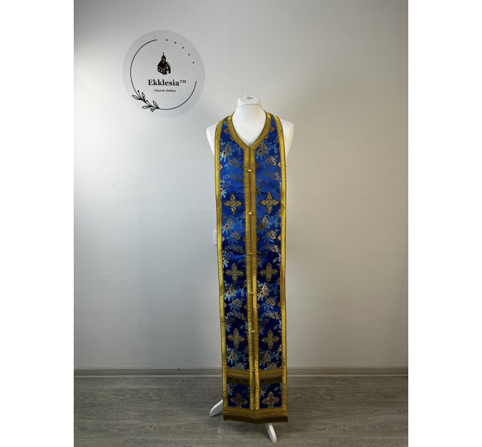 Brocade stole and cuffs 