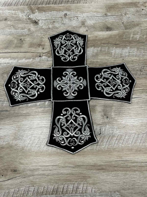 Embroidered chalice covers with aer for Lent - Black covers for Holy Week