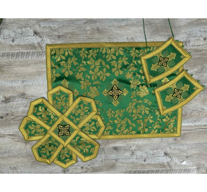 Priest vestment - Greek vestment in brocade - Green phelon