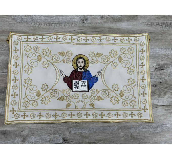 Embroidered chalice covers with aer - Covers set for communion