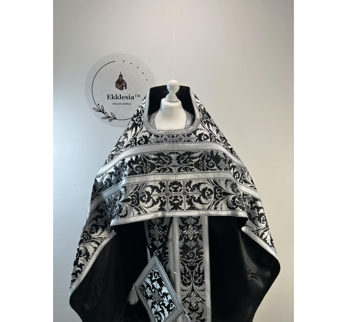 Slavic style vestments in brocade - Priest vestments - Clothes for priests - Liturgical vestments - Liturgical garments