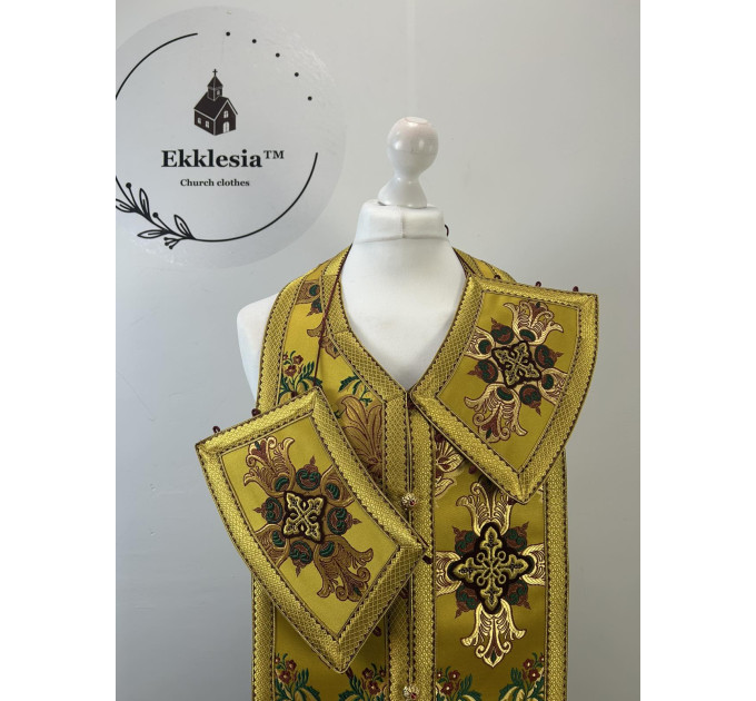 In stock! Communion set in floral brocade - Stole and cuffs 
