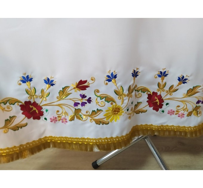 Embroidered pydryznik with a floral print - podriznik stichar- Priest