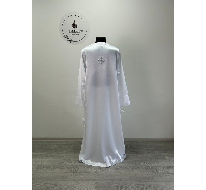 White crepe-satin stichar with galloon on the bottom - Podriznik for vestment