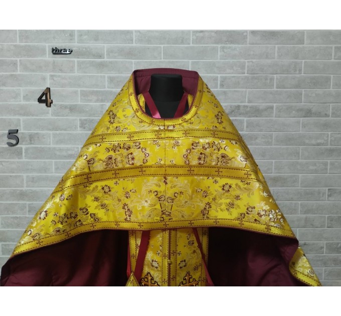 Slavic style vestments in brocade - Priest vestments - Clothes for priests - Liturgical vestments - Liturgical garments