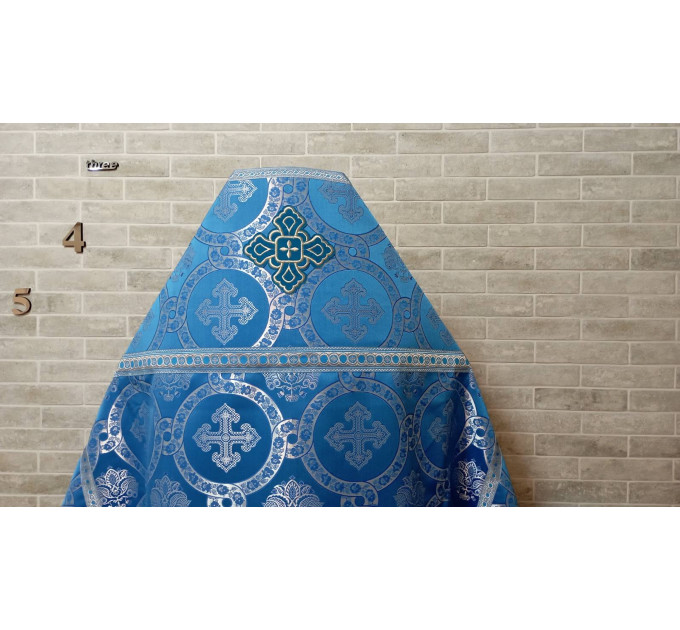 Slavic style vestments in brocade - Priest vestments - Clothes for priests - Liturgical vestments - Liturgical garments