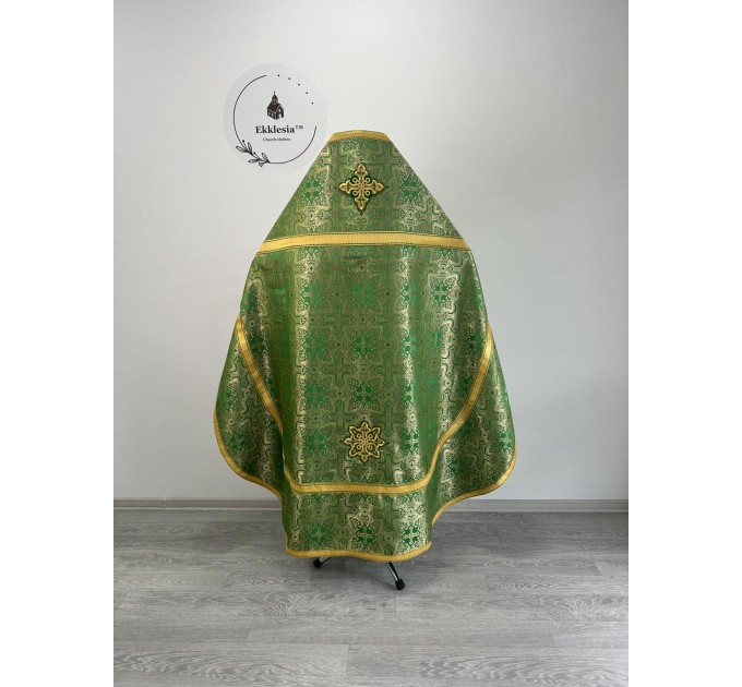 Slavic style vestments in brocade - Priest vestments - Clothes for priests - Liturgical vestments - Liturgical garments