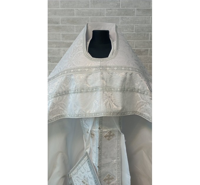 Slavic style vestments in brocade - Priest vestments - Clothes for priests - Liturgical vestments - Liturgical garments