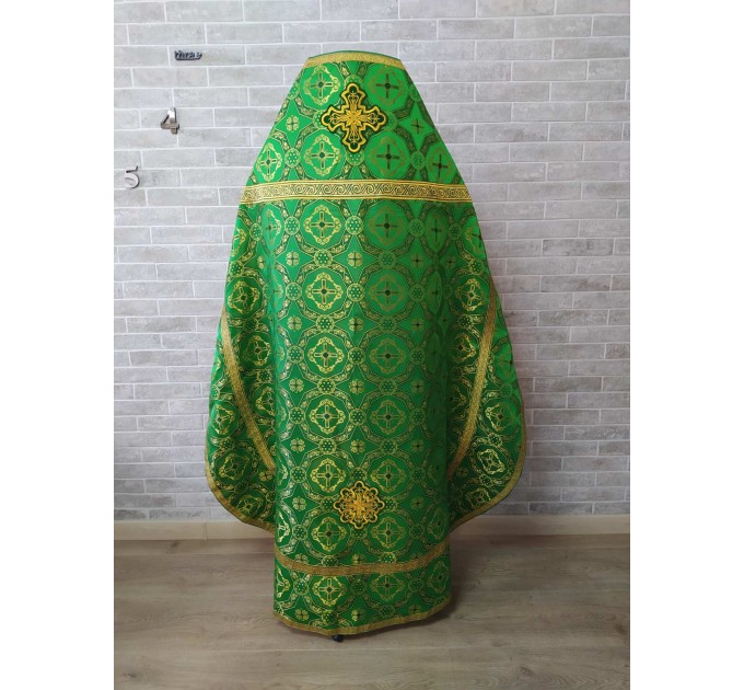 Slavic style vestments in brocade - Priest vestments - Clothes for priests - Liturgical vestments - Liturgical garments