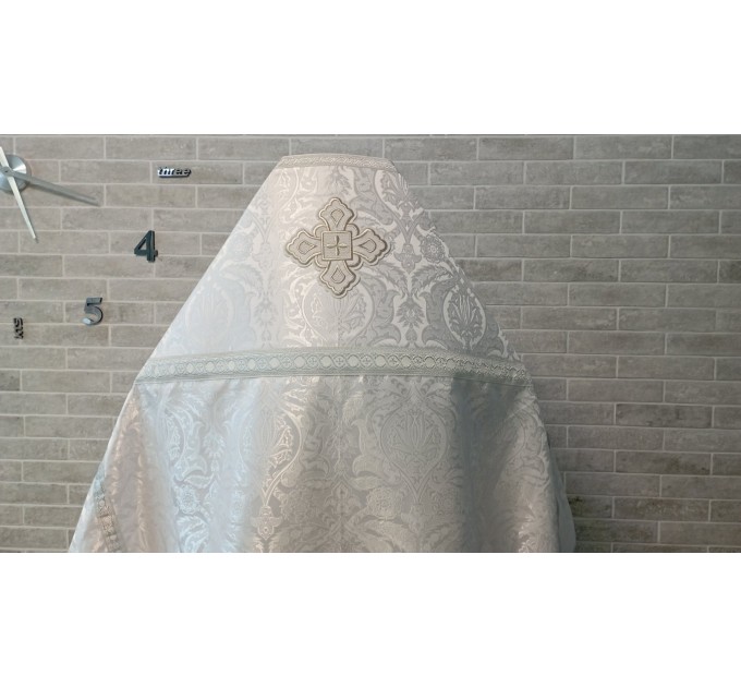 Slavic style vestments in brocade - Priest vestments - Clothes for priests - Liturgical vestments - Liturgical garments