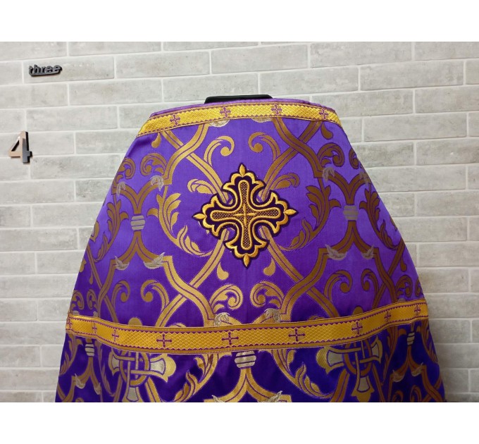 Slavic style vestments in brocade - Priest vestments - Clothes for priests - Liturgical vestments - Liturgical garments