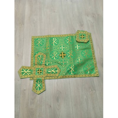 Slavic style vestments in brocade - Priest vestments - Clothes for priests - Liturgical vestments - Liturgical garments