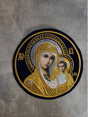 Liturgical embroidered vestment applique - Round icon patch- Machine embroidery icon of Virgin Mary