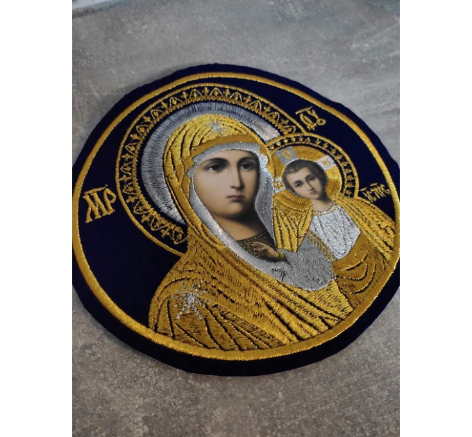 Liturgical embroidered vestment applique - Round icon patch- Machine embroidery icon of Virgin Mary