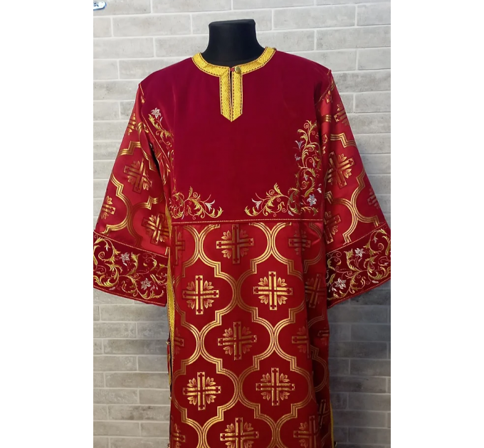 Combined embroidered and brocade sticharion - Stichar with the embroidery on red