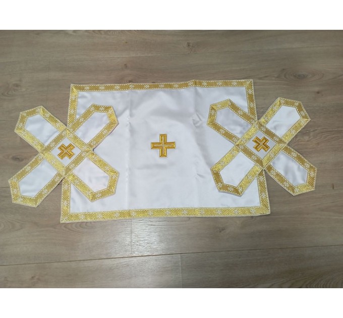 Monochrome Chalice Covers with no embroidery in satin fabric