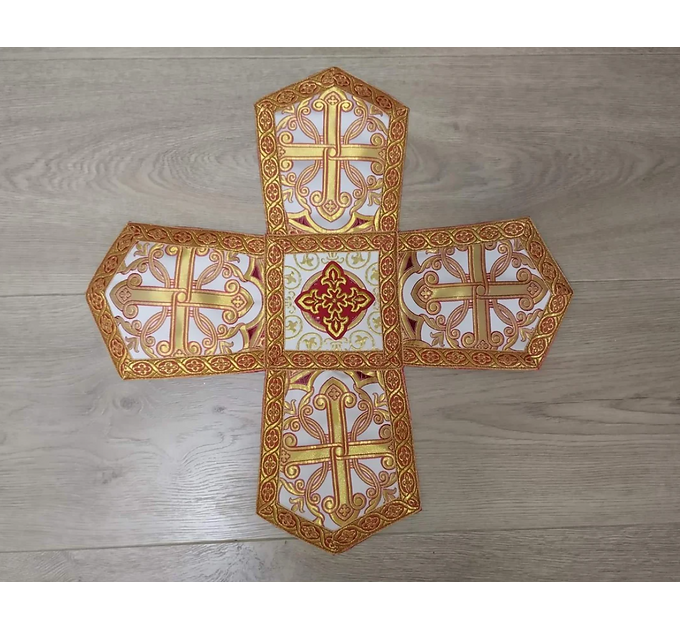 Orthodox chalice covers and aer set in metallic brocade