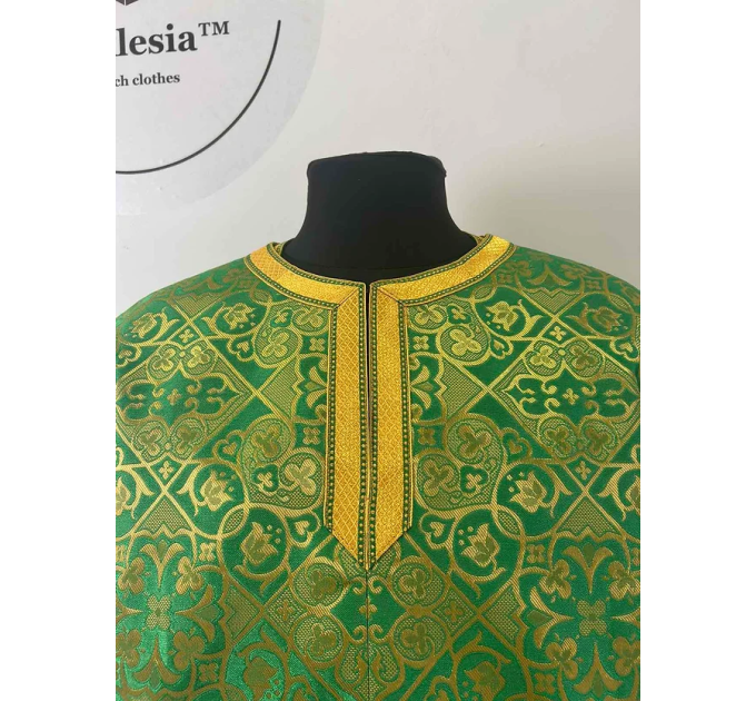 Priest vestment in green church brocade - Liturgical clothes for priest - Phelon