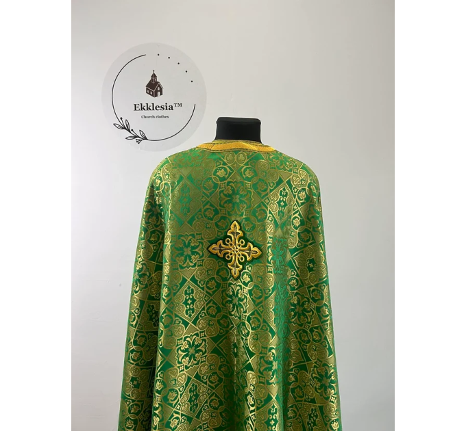 Priest vestment in green church brocade - Liturgical clothes for priest - Phelon
