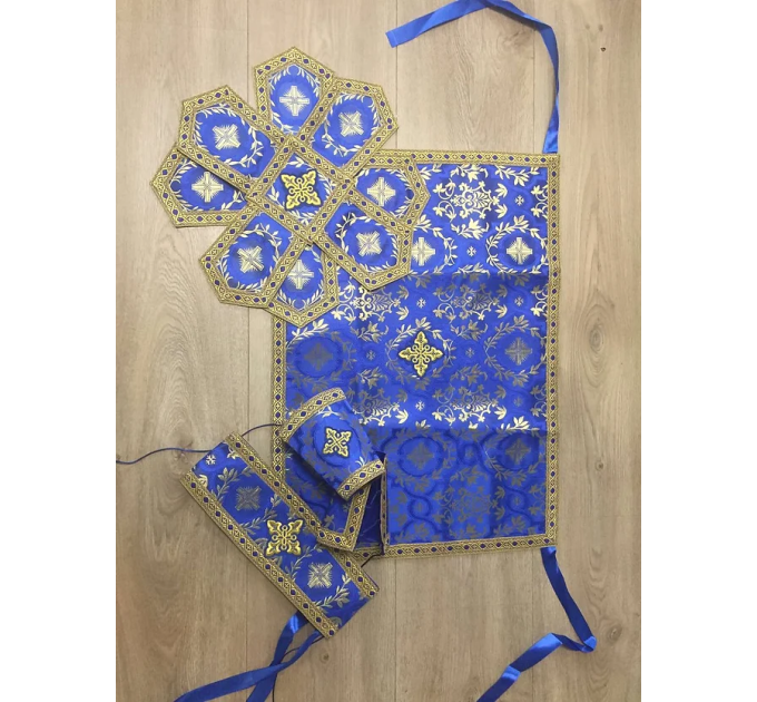 Greek vestment in brocade - Priest vestment - Clothes for priests - Liturgical