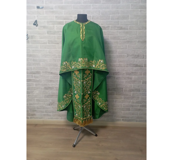 New green vestment with machine embroidery - Priest vestment clothes