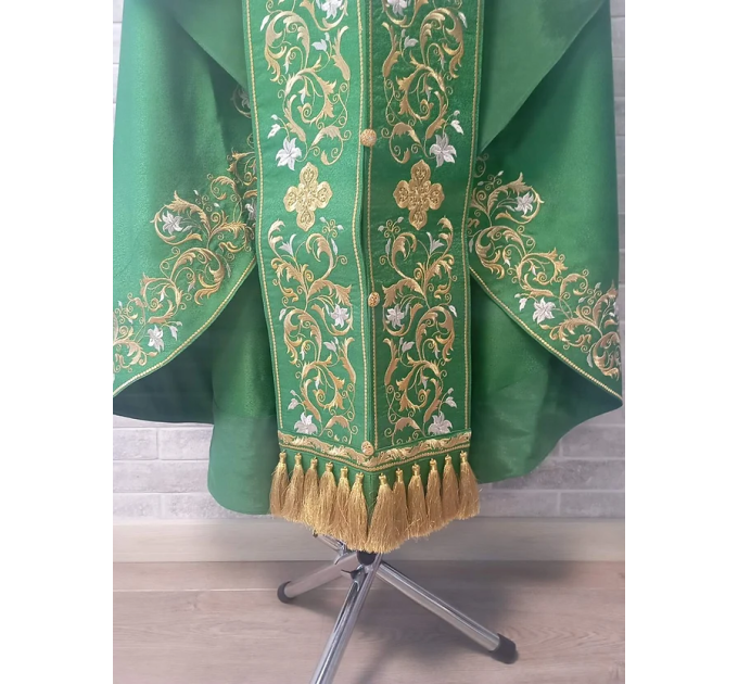 New green vestment with machine embroidery - Priest vestment clothes
