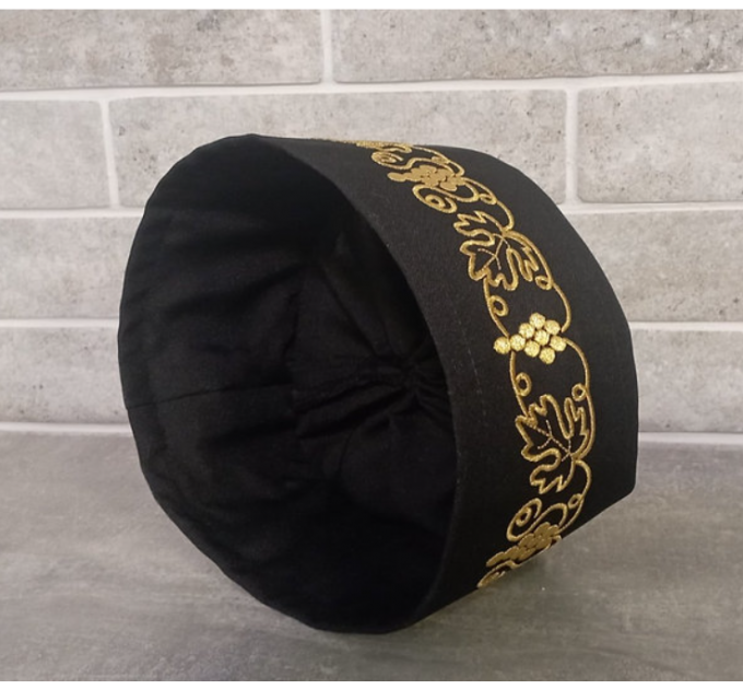 Greek style Skufia - Greek Skufia Calotte Black in Velvet - biretta - coif