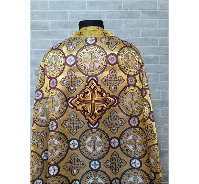 Ordination vestment in white or gold brocade for priest