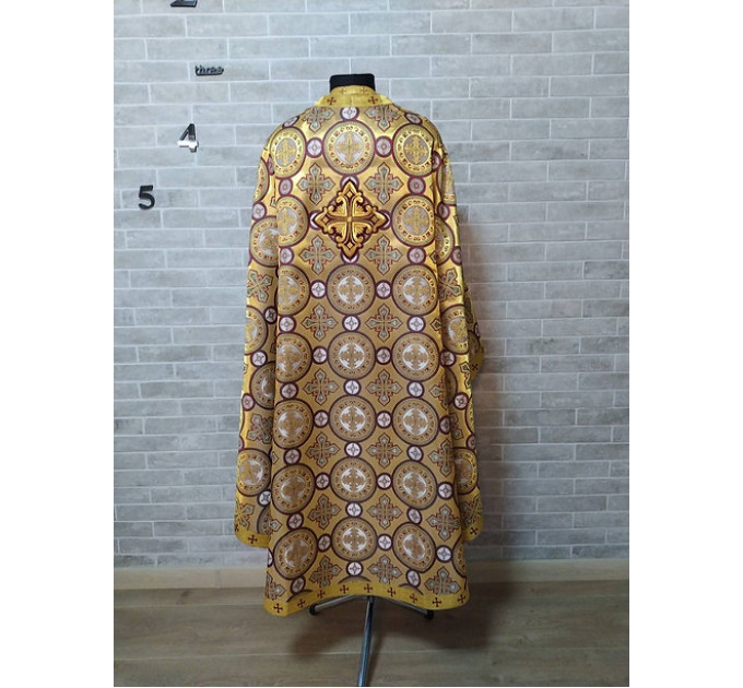 Ordination vestment in white or gold brocade for priest