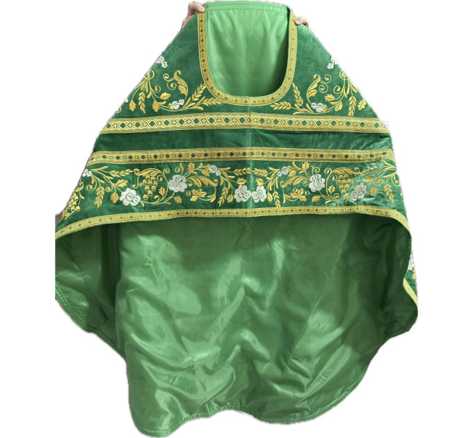 Slavic-style green priest vestment on velvet - Orthodox style embroidered vestment set