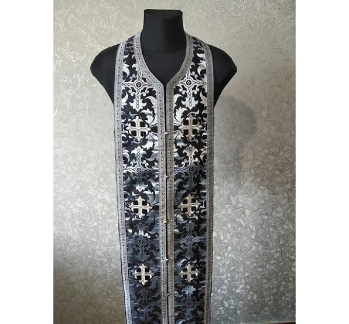 Stole and cuffs in brocade