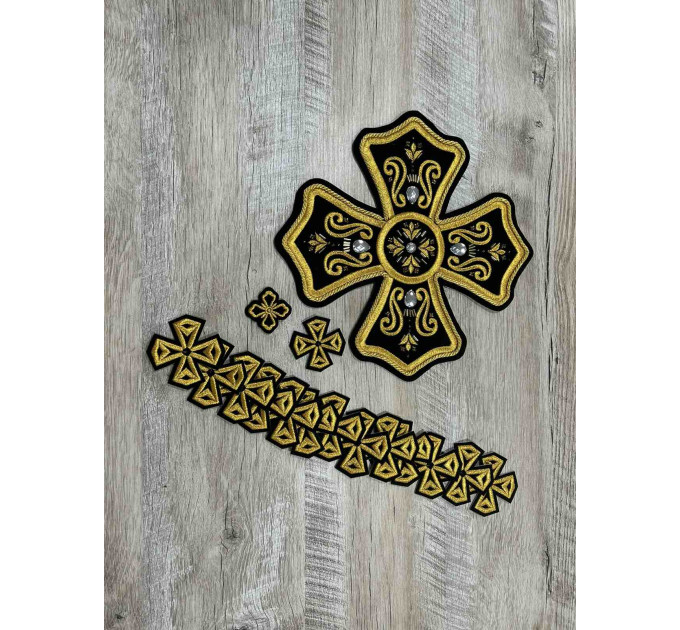 Set of 16 embroidered crosses for priest vestment - Patch crosses applique