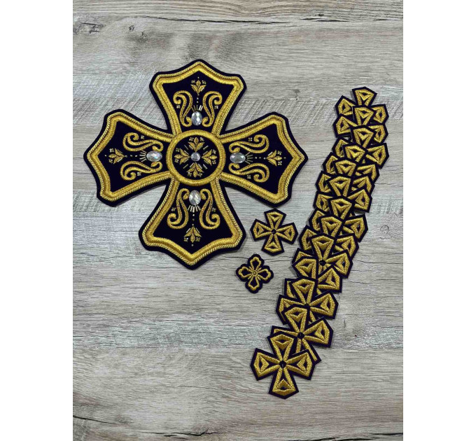 Set of 16 embroidered crosses for priest vestment - Patch crosses applique