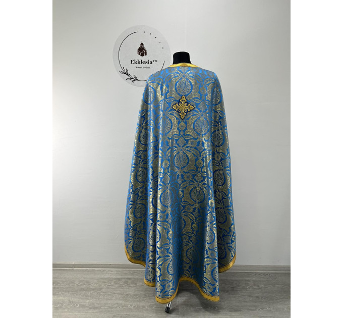 Liturgical vestment - Priest vestment on blue brocade - Church priest set