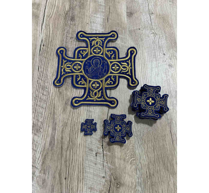 Set of 16 embroidered crosses for vestment - Patch crosses appliques set
