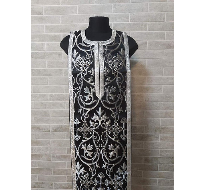 Orthodox stole and cuffs in black brocade - Priest's communion set with silver