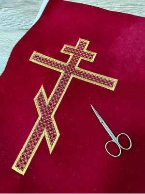 Embroidered cross for vestment or church covers - Cross patch application