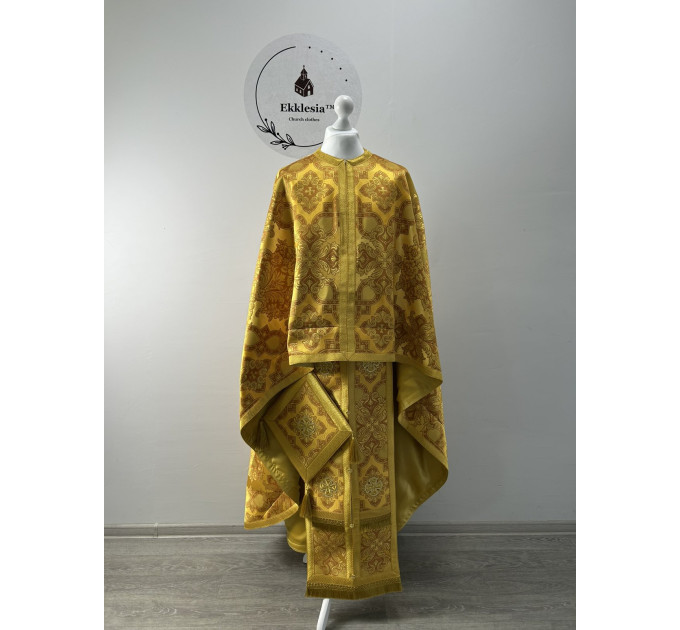 Rich gold priest vestment - Liturgical vestment on brocade - Church garment