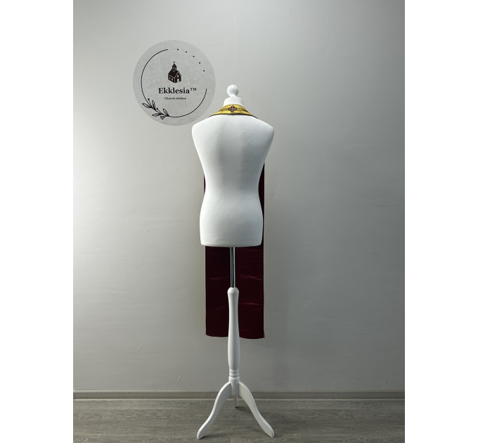 Communion set in Greek brocade 