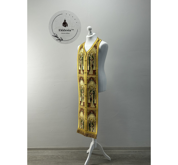 Communion set in Greek brocade 