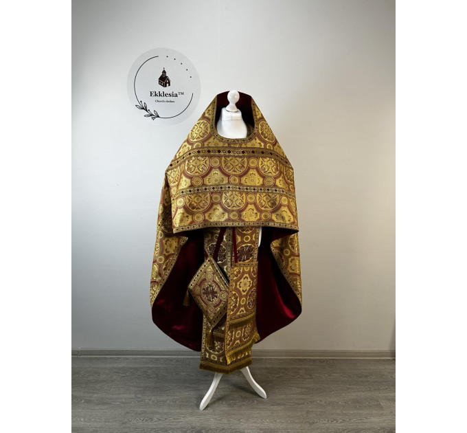 Slavic style vestments in brocade - Priest vestments - Clothes for priests - Liturgical vestments - Liturgical garments
