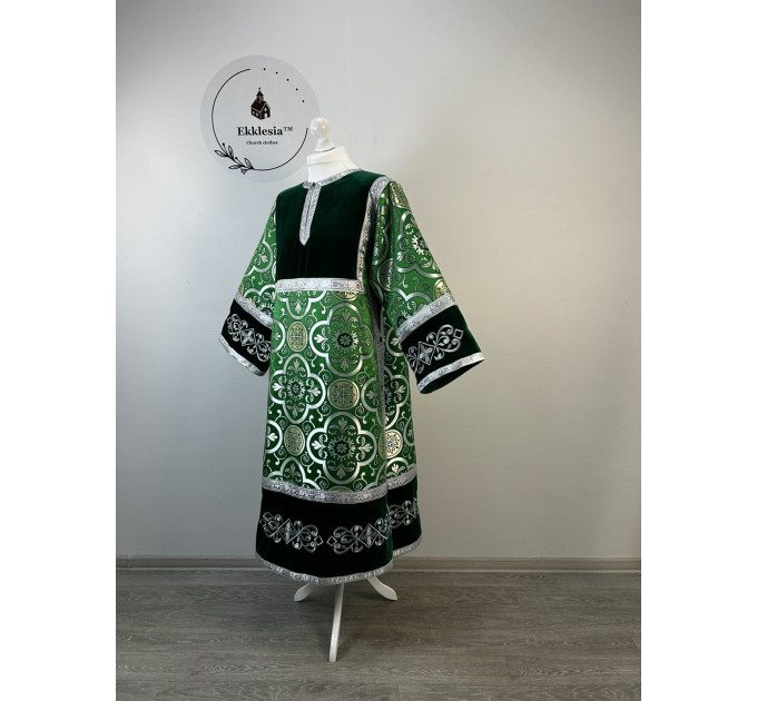 Combined embroidered velvet and brocade sticharion - Stichar rich green fabric